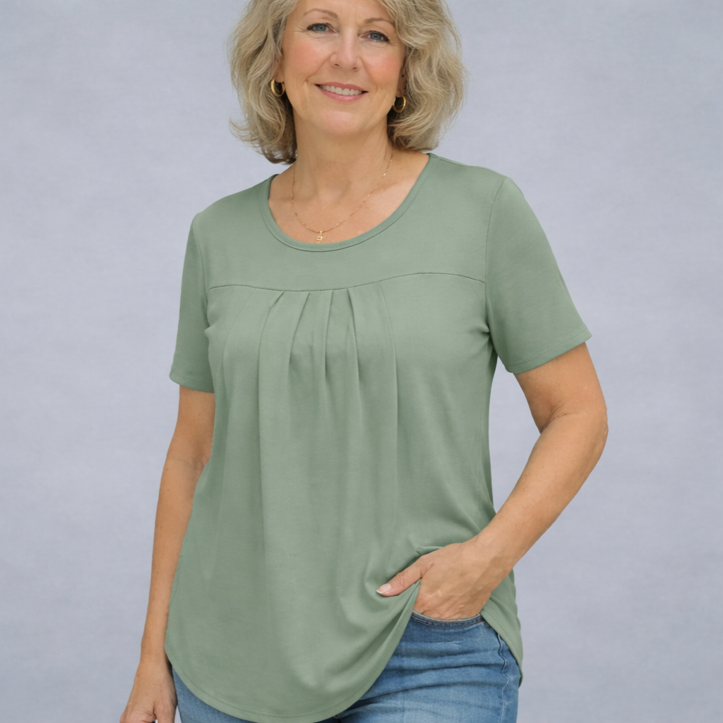 PATRICIA | Easy-Wear Pleated T-Shirt for a Relaxed, Flattering Fit